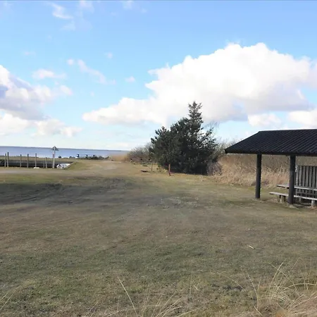 80011-vemb-harpotvej-84 בית נופש